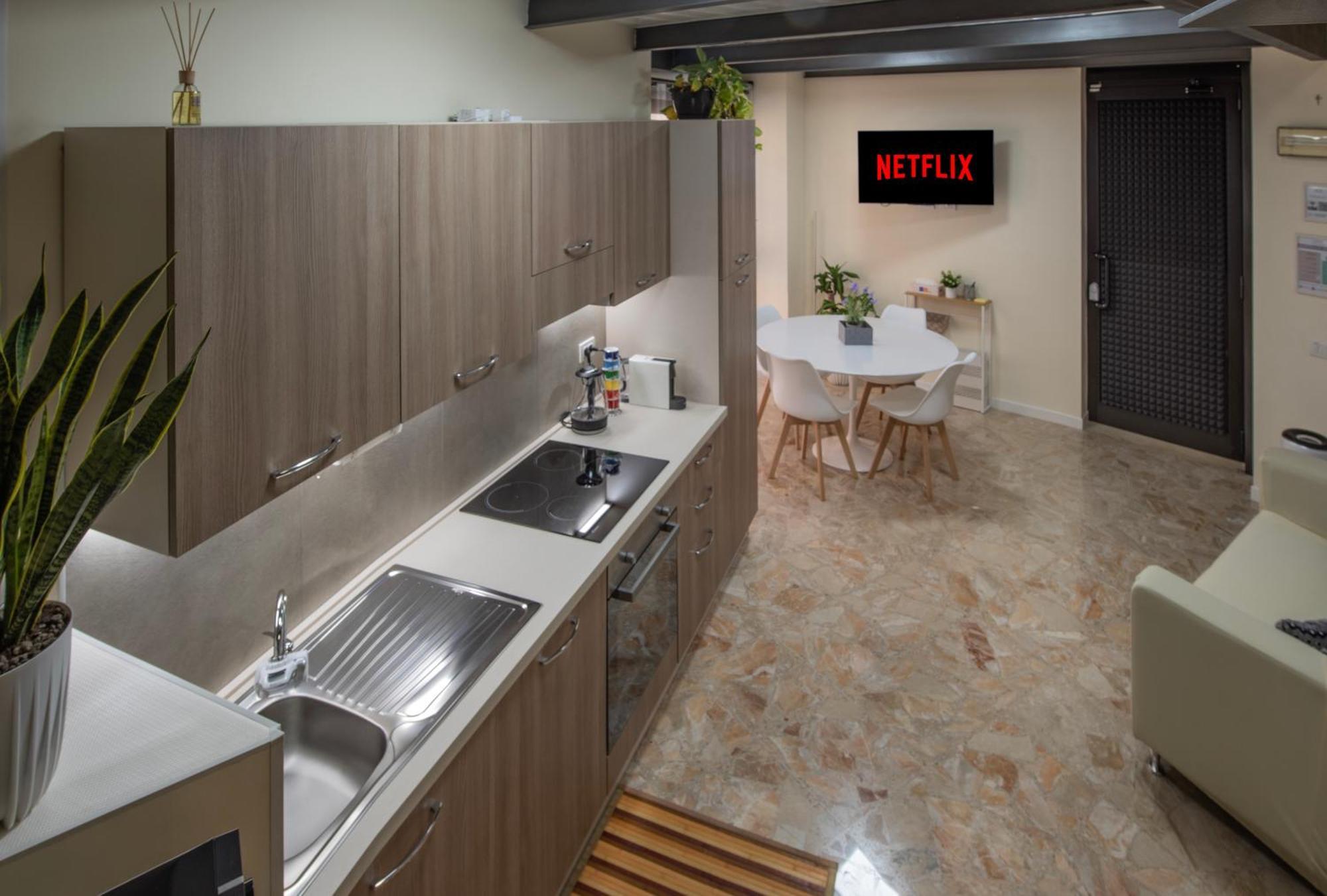 Loft32Pavia, Moderno Appartamento Di 60Mq In Zona Stazione Exterior photo